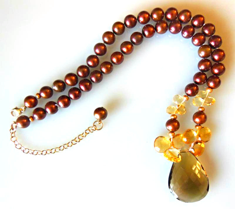 Smoky and citrine on chocolate pearls.